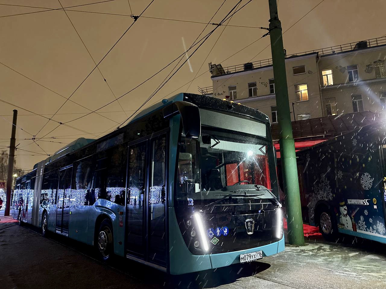 В Санкт-Петербурге протестируют новый автобус-гармошку КАМАЗ - Новости -  Агропромсервис Набережные Челны.